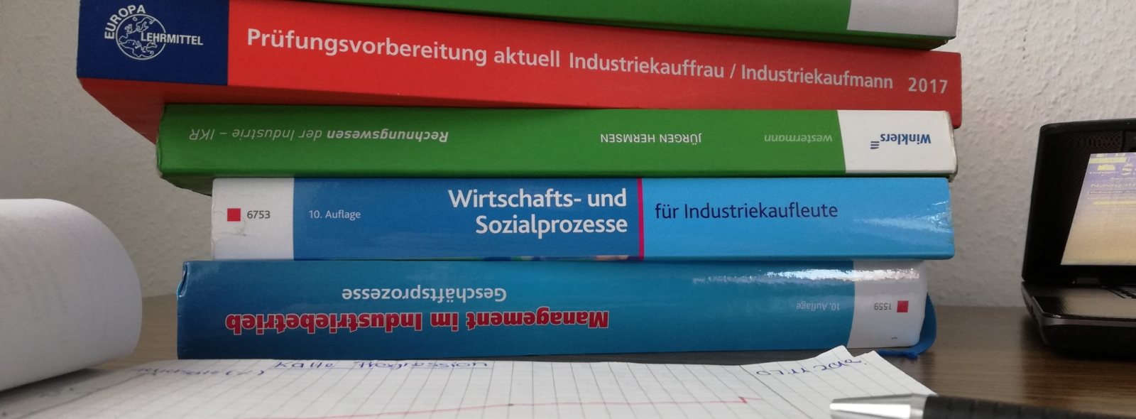 Halbzeit bei den Industriekaufleuten